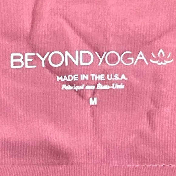 Beyond Yoga - ‘Mauve Butterflies’ High Waist leggings. SZ: M EUC Firm! - Picture 3 of 4